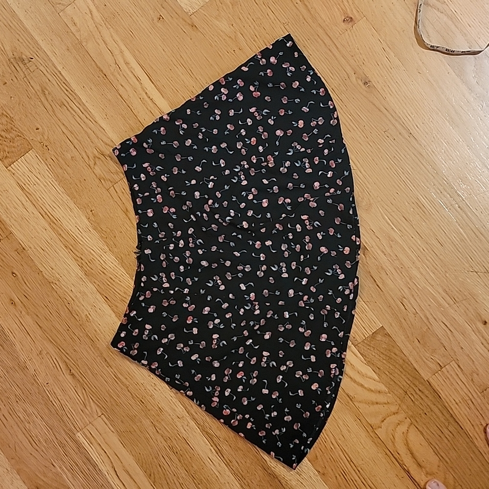 Cherry print skort